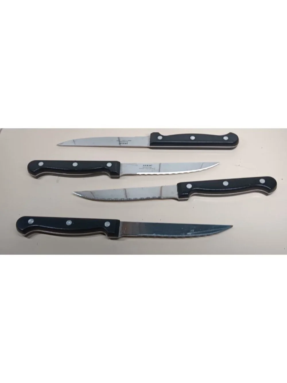 4 Ikea Steak Knives Serrated Stainless 4.5